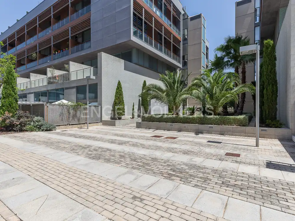 Exterior view of Lofts for sale in Valencia  with Air Conditioner, Heating and Private garden