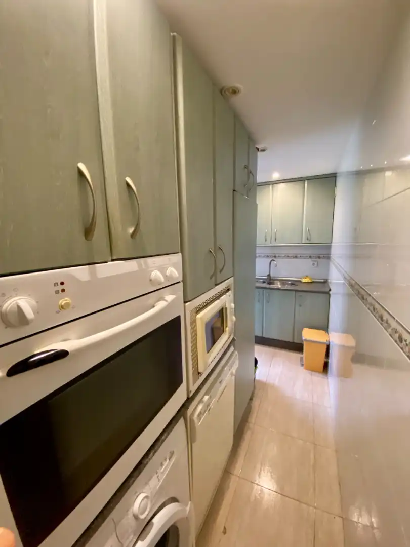 Cocina de Piso en venta en Ciudad Real con Aire acondicionado, Calefacción y Amueblado