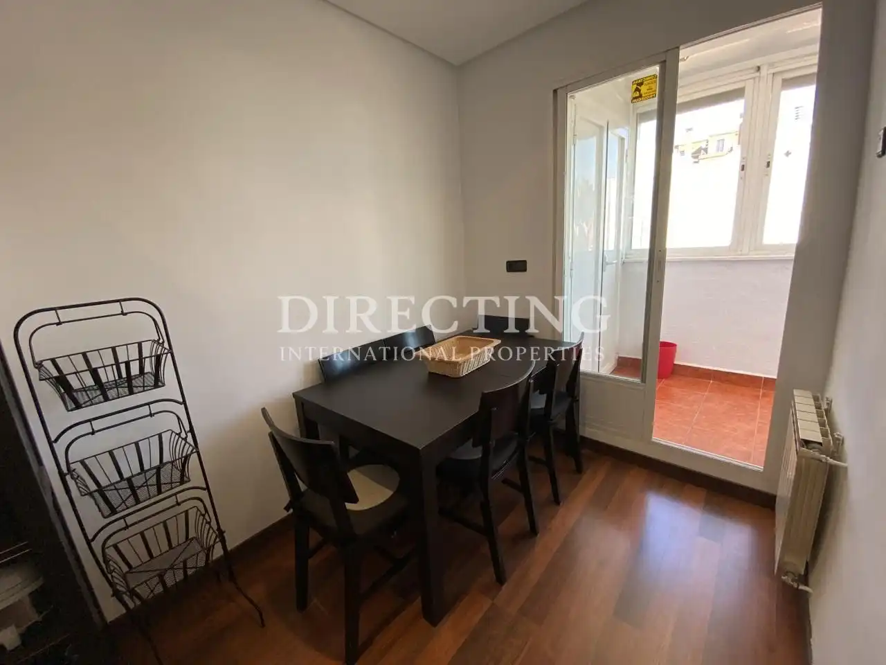 Esszimmer von Dachboden zur Miete in Madrid mit Klimaanlage, Heizung und Terrasse