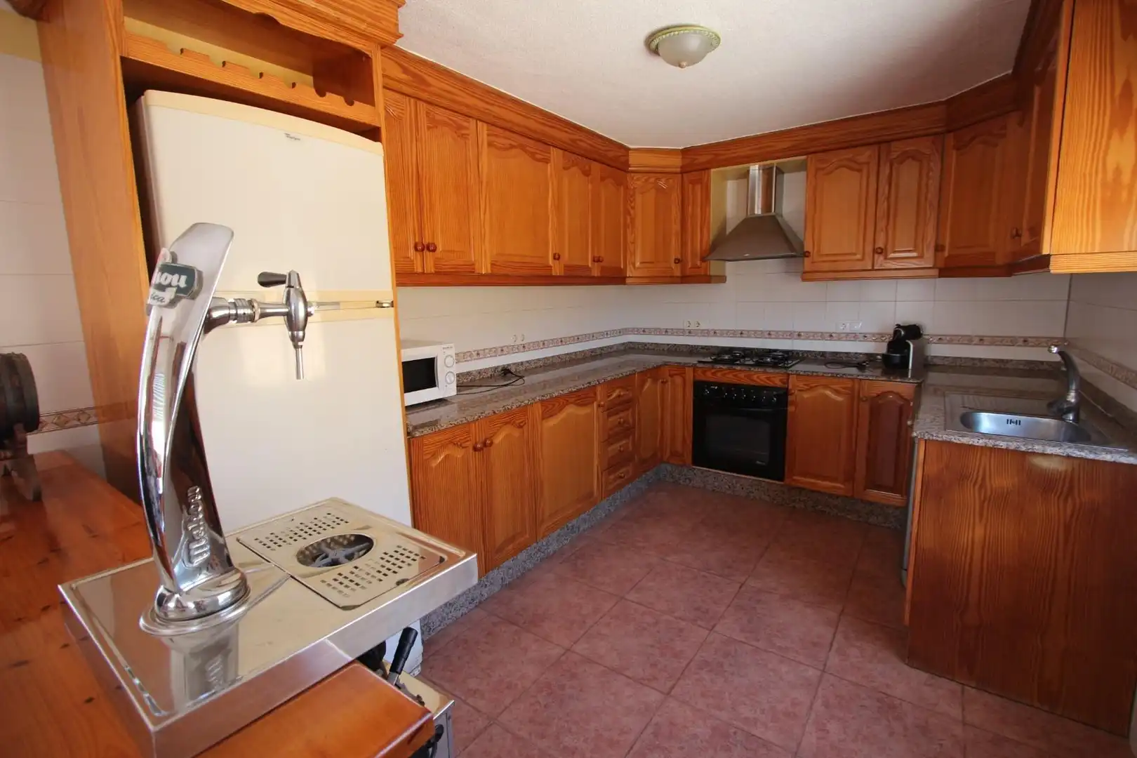 Cocina de Casa o chalet en venta en Guardamar del Segura con Jardín privado, Terraza y Piscina