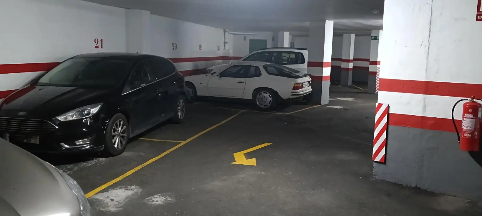 Parkplatz von Garage zum Verkauf in Zaragoza