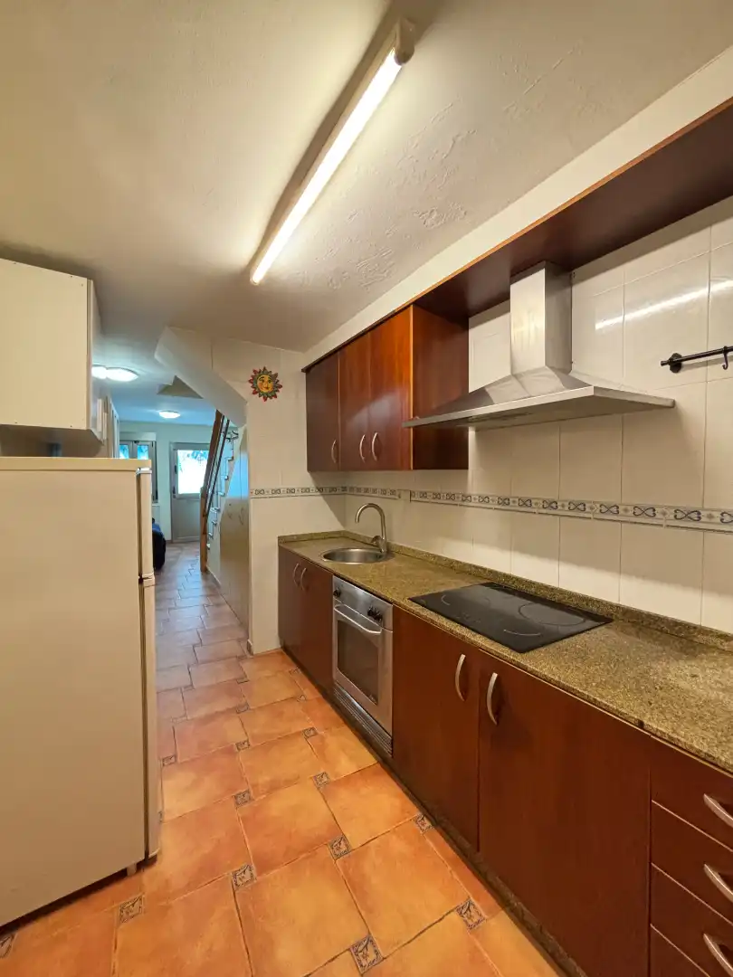 Cocina de Casa adosada en venta en Rianxo con Calefacción, Trastero y Amueblado