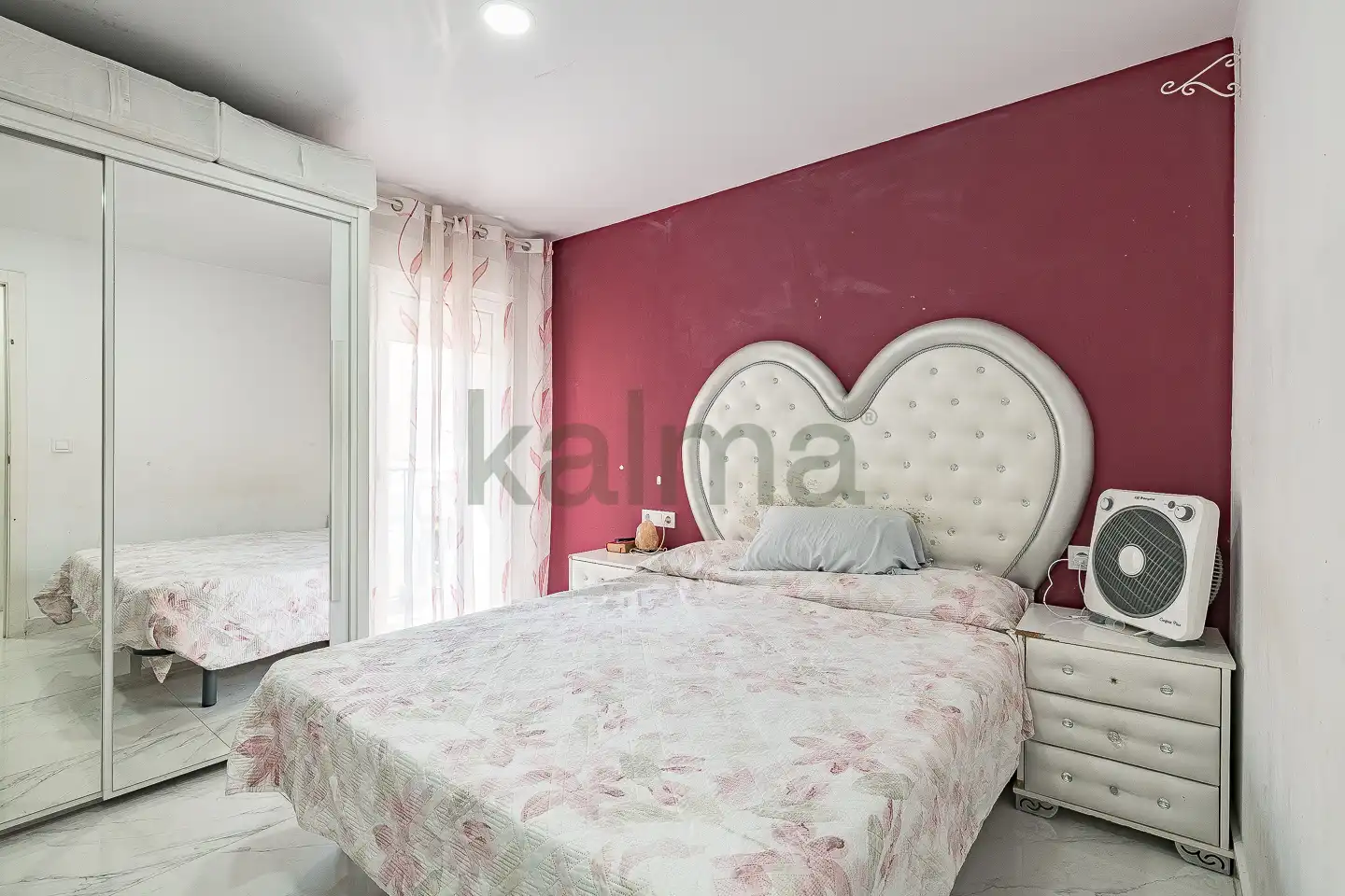 Habitación de Piso en venta en Santa Coloma de Gramenet con Aire acondicionado, Calefacción y Amueblado