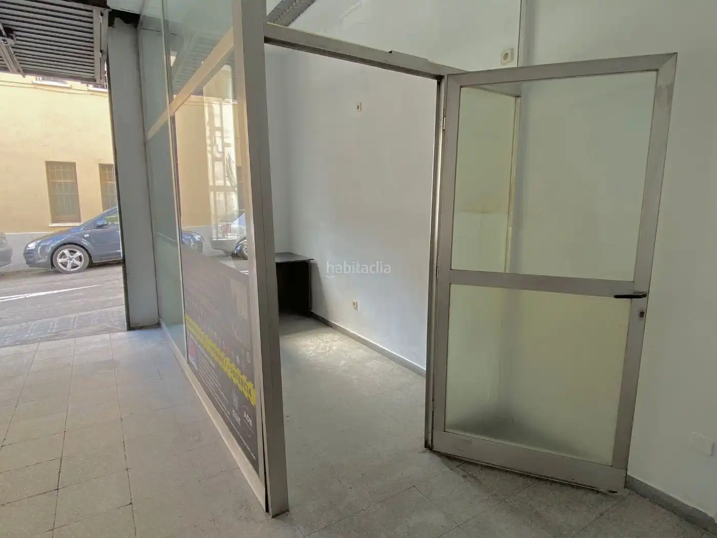 Local comercial en venda a Carrer Pirineus 24, imagen 8