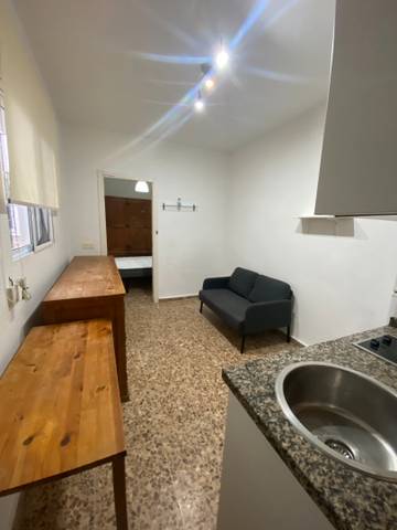 Apartamento en Alquiler en Calle Balbina Valverde en Barrio de Ciudad Jardín