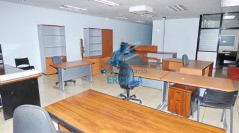 Oficina en venta en edificio comercial