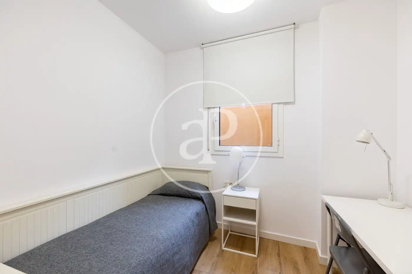 Bedroom of Flat for sale in Barcelona  with Air Conditioner, Heating and Community pool