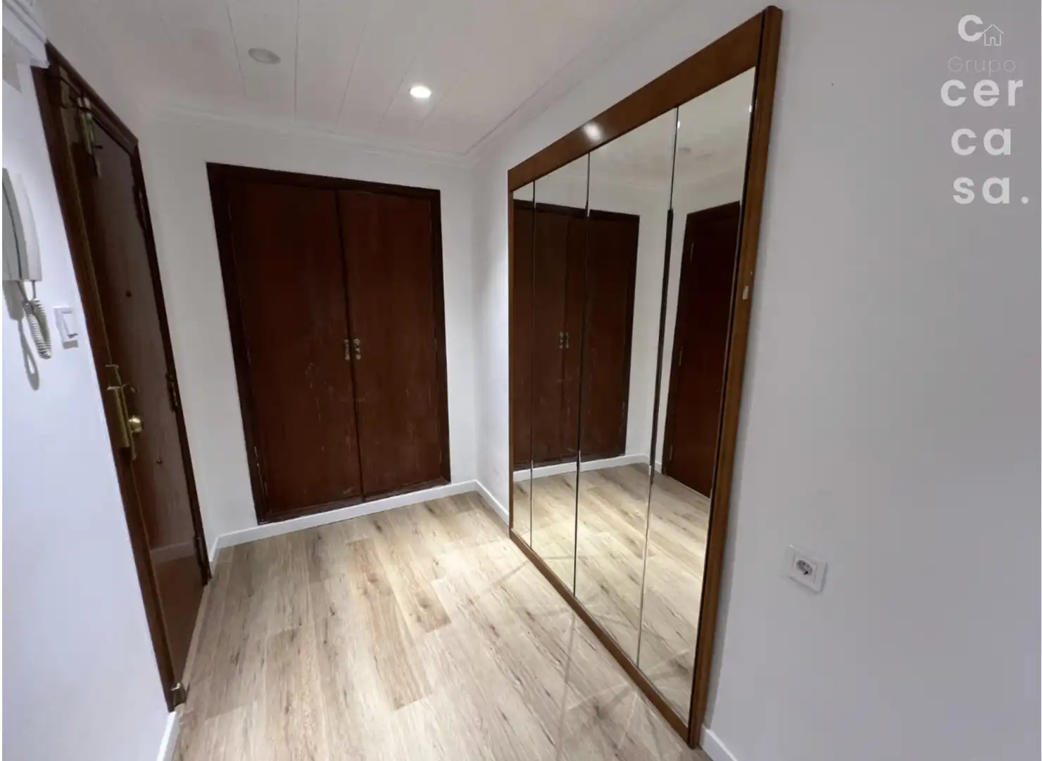 Piso en venta en Torrent con Balcón