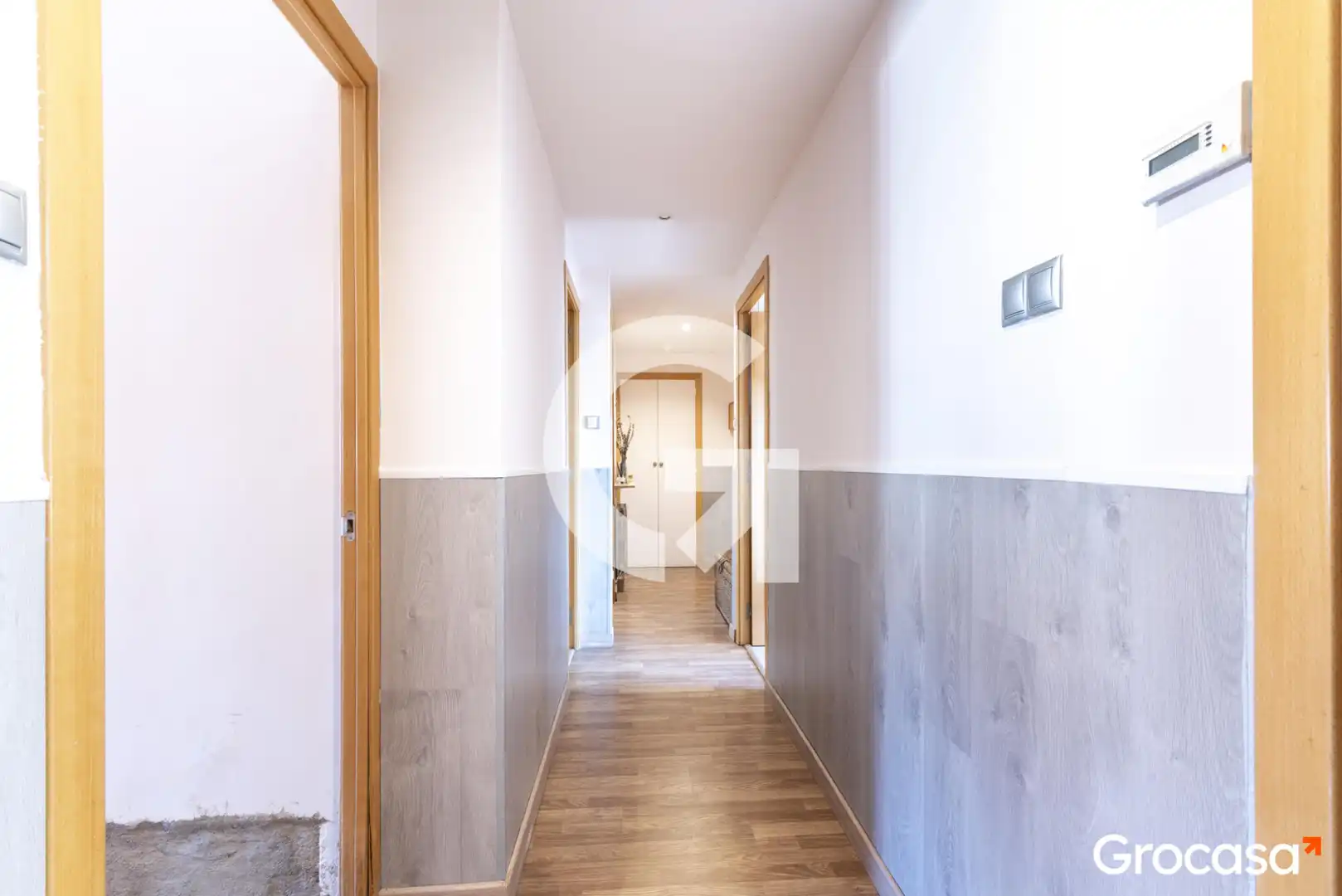 Flat for sale in Cornellà de Llobregat  with Heating and Balcony