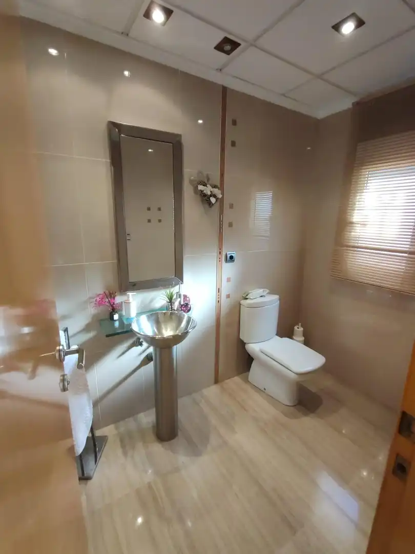 Baño de Casa o chalet en venta en Almoradí con Aire acondicionado y Alarma