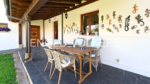 Foto 2 de Casa o chalet en venta en Avenida de Los Menicenses, Miengo pueblo, Miengo