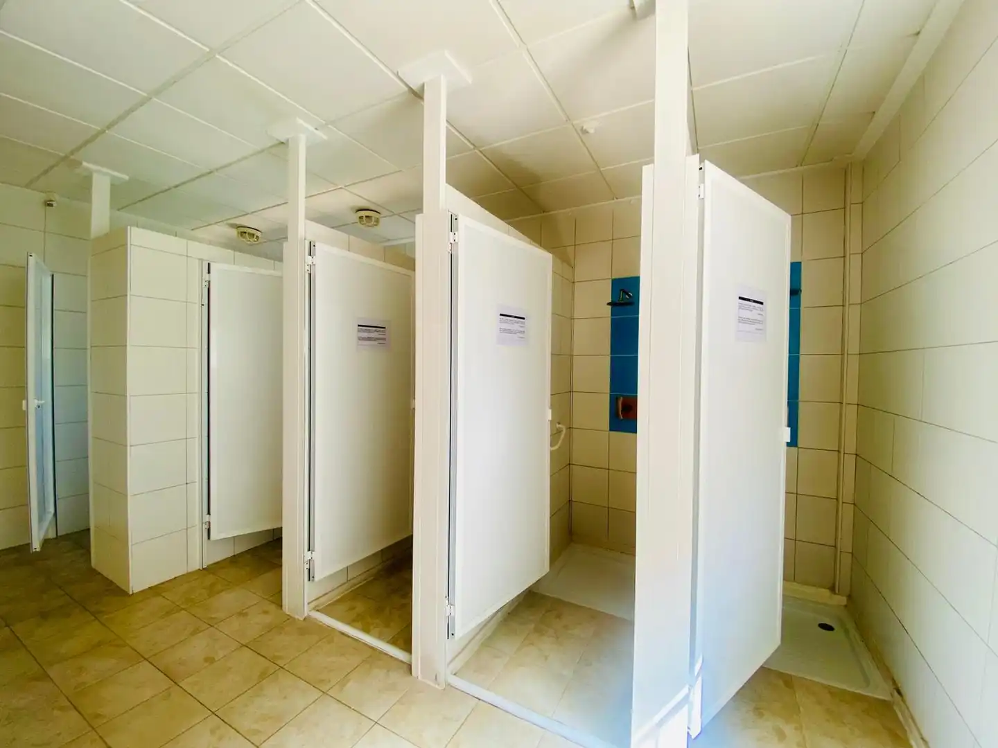 Badezimmer von Dachboden zur Miete in El Campello mit Klimaanlage, Heizung und Terrasse