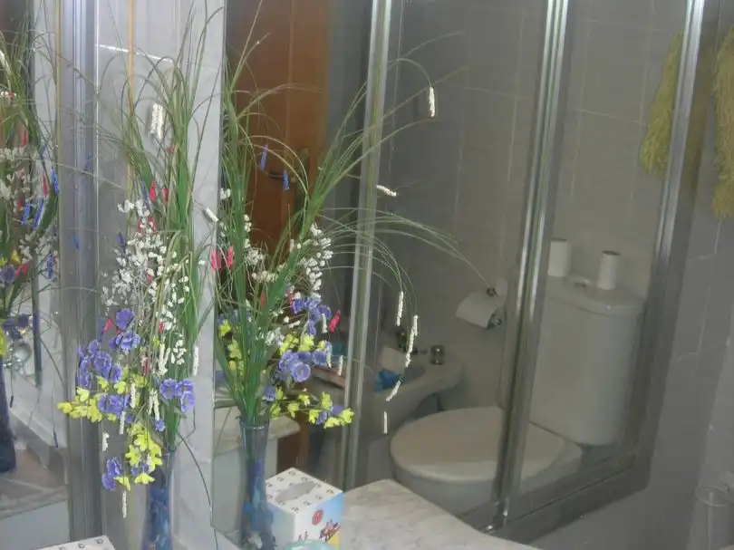 Bany de Pis de lloguer en Leganés amb Aire condicionat, Calefacció i Jardí privat