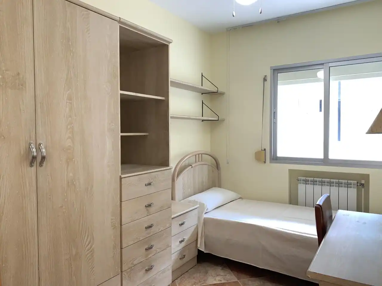 Flat for rent in Calle del Lago Leman, Casco histórico de Vicálvaro