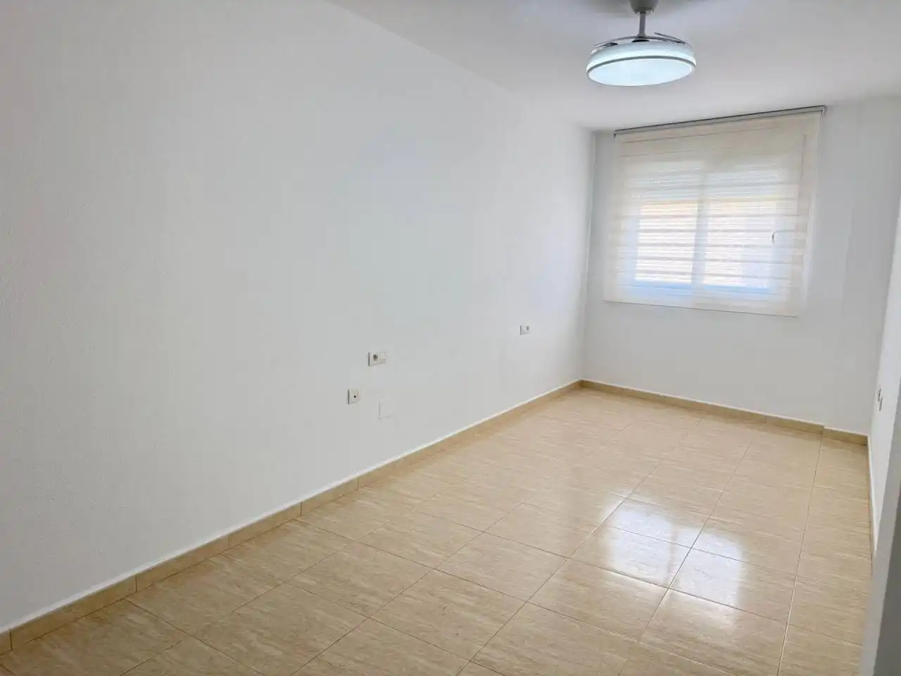 Schlafzimmer von Wohnung zur Miete in Ceutí