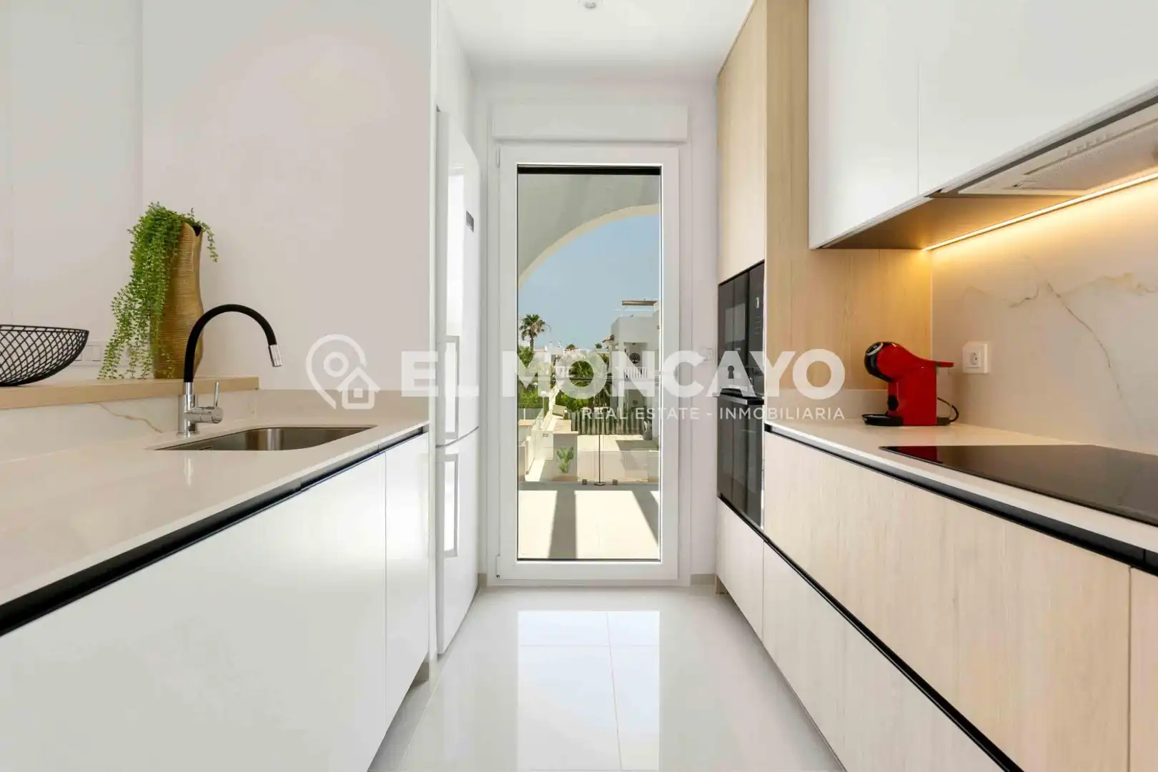 Cuina de Apartament en venda en Rojales amb Aire condicionat, Calefacció i Jardí privat
