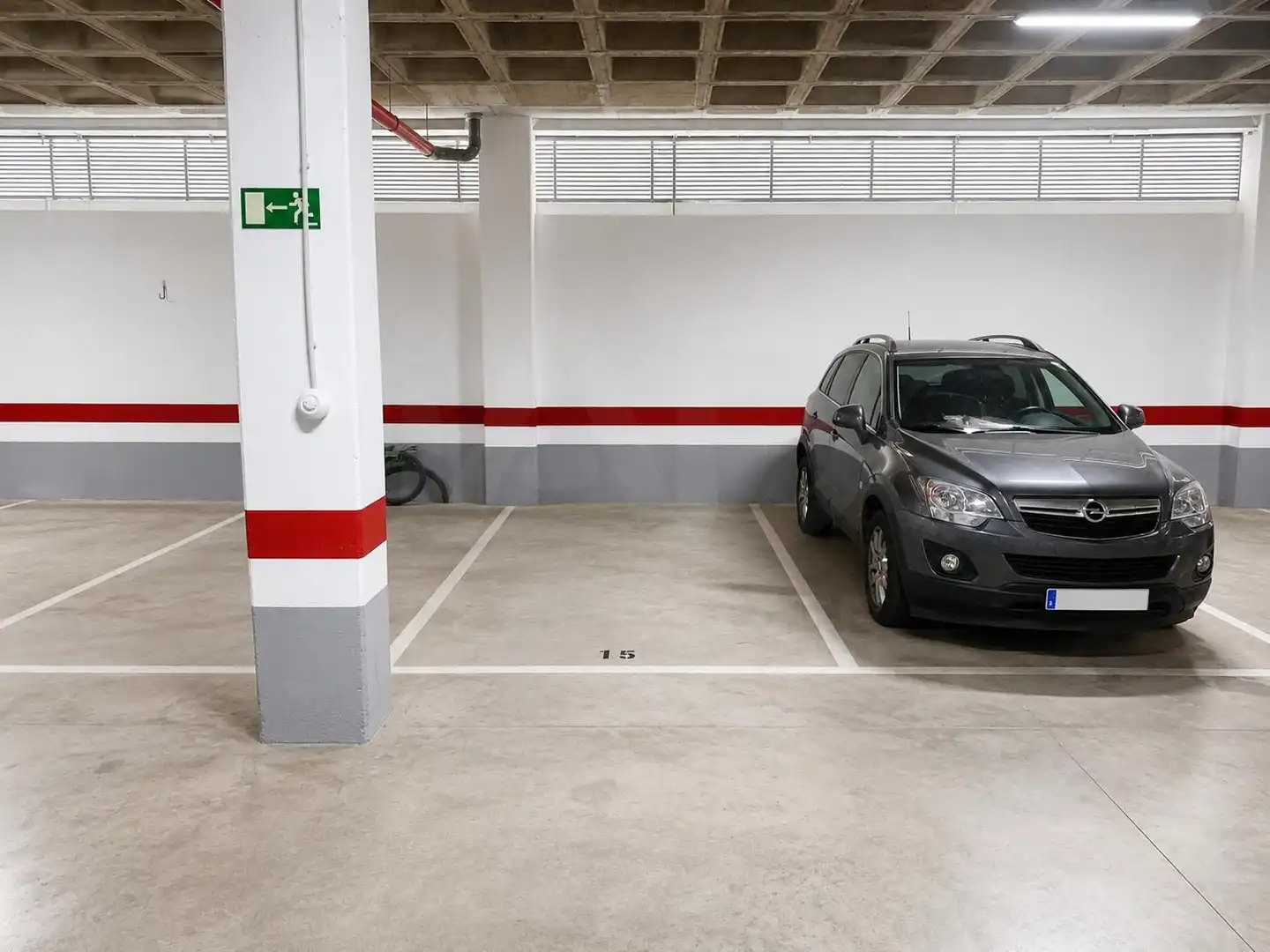 Parking of Attic for sale in Sevilla  with Air Conditioner, Heating and Terrace