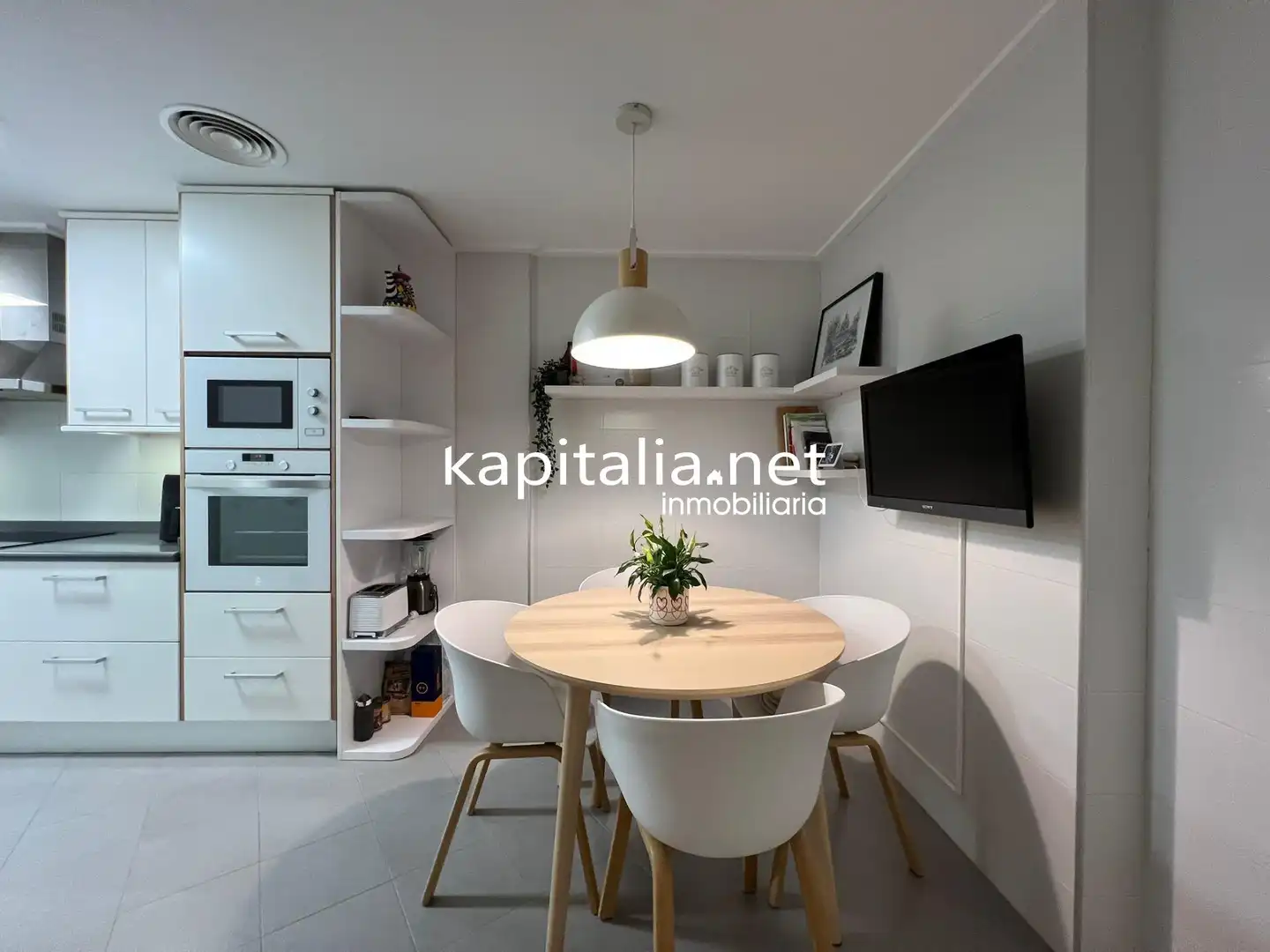 Kitchen of Flat for sale in Ontinyent  with Air Conditioner, Heating and Storage room