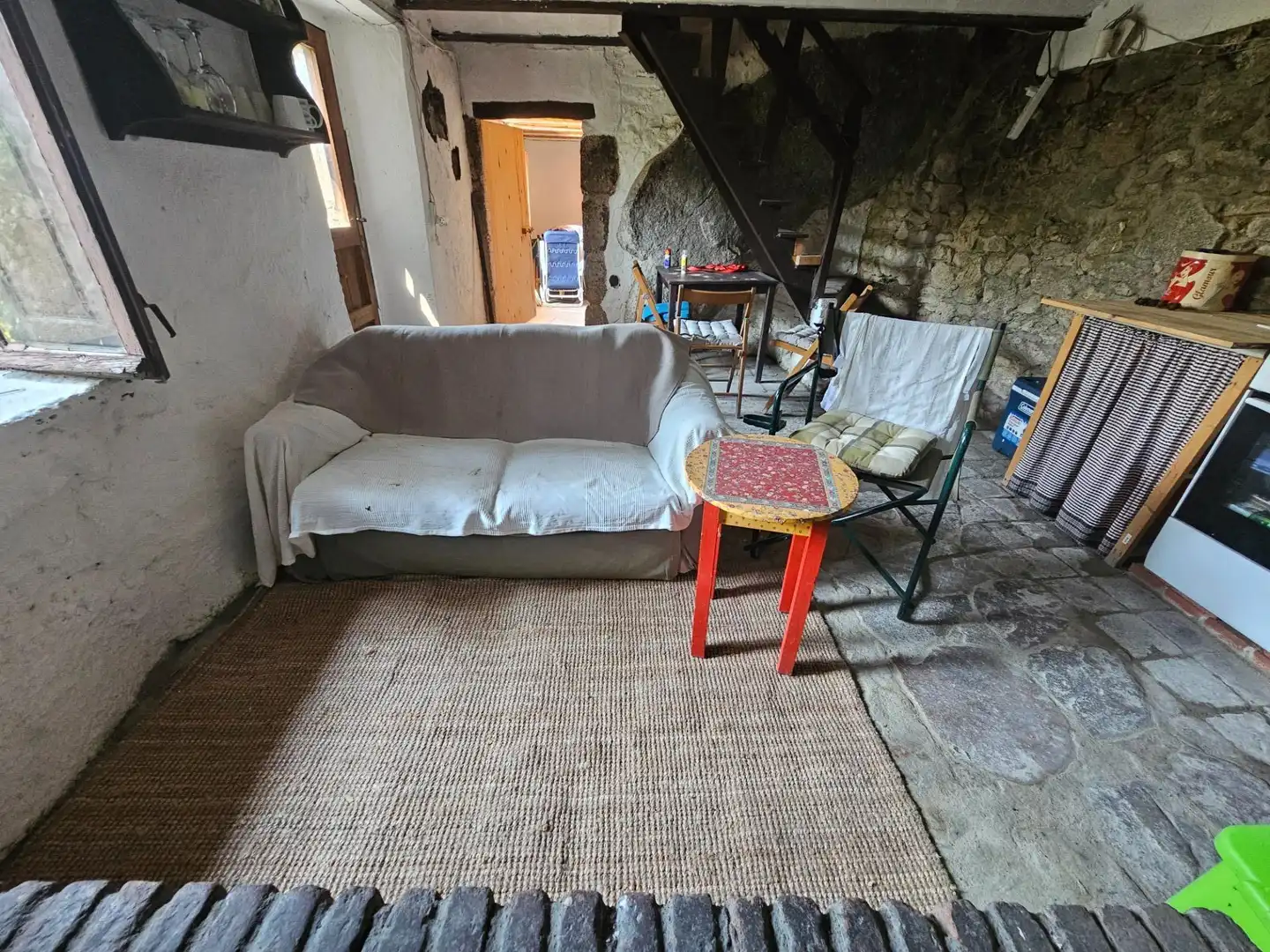 Sala d'estar de Finca rústica en venda en Riells i Viabrea amb Jardí privat i Traster