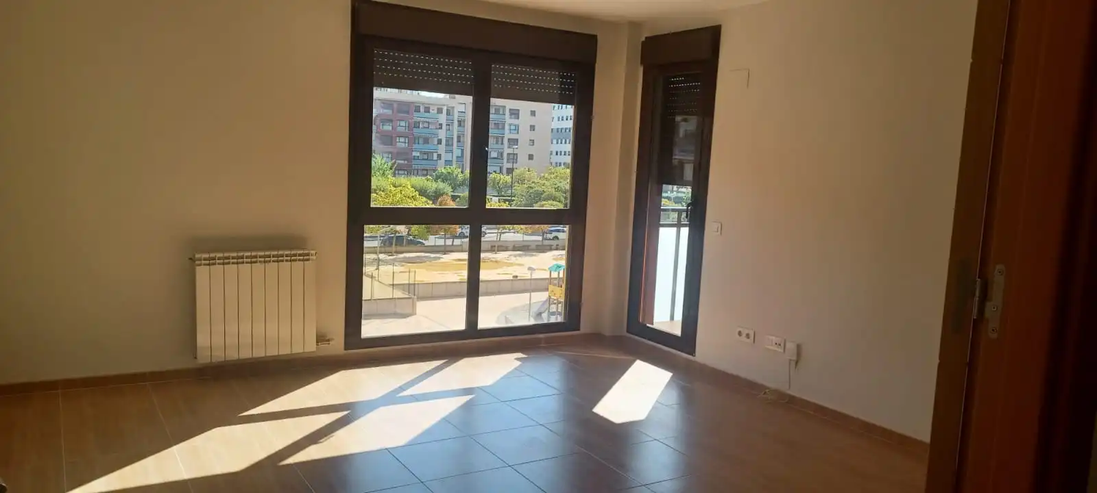 Flat with pool for sale in Calle del Ibón de Astún, imagen 2