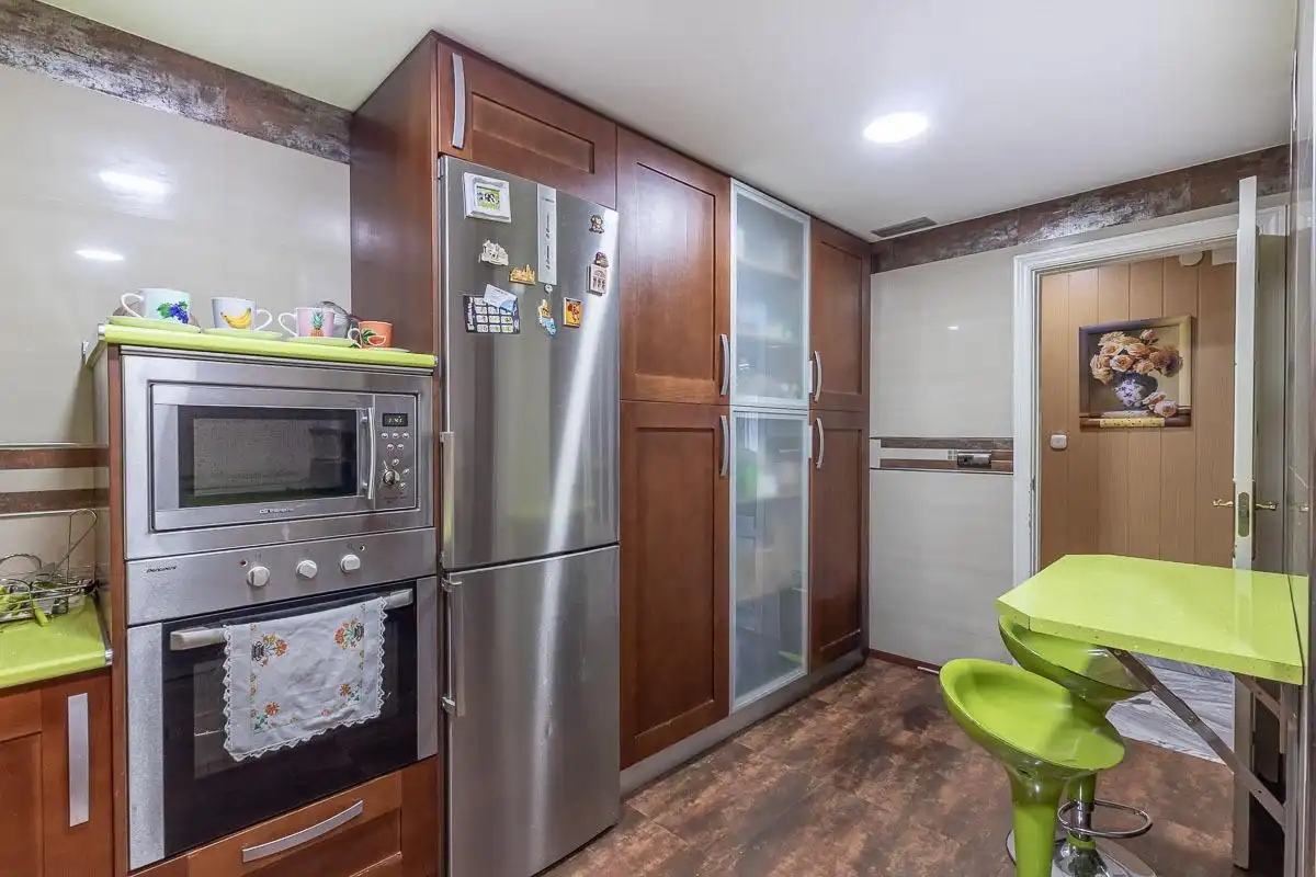 Cocina de Piso en venta en Granada con Aire acondicionado y Terraza