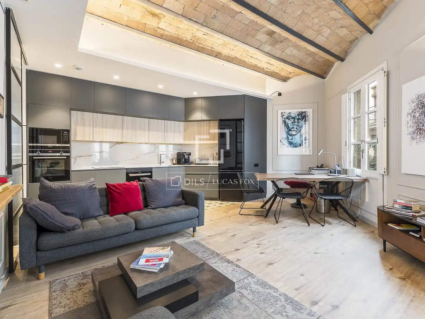 Living room of Attic for sale in Barcelona  with Air Conditioner, Heating and Parquet flooring