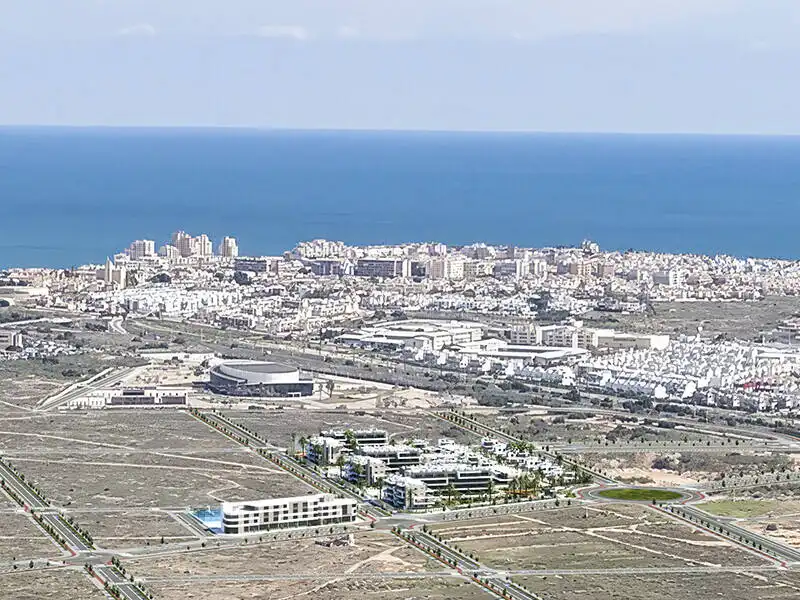 Apartamento con terraza en venta en Zona Carrefour - Urbanizaciones, imagen 7