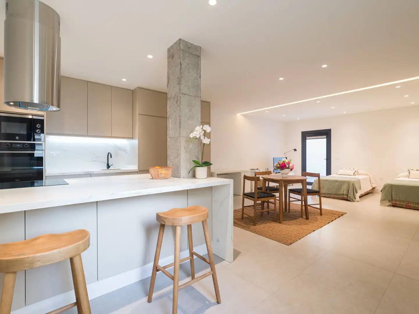 Cocina de Piso de alquiler en Las Palmas de Gran Canaria con Jardín privado y Terraza