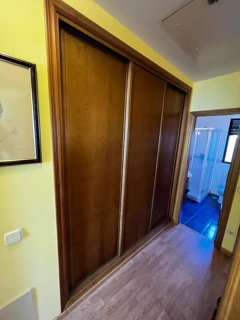 Habitación de Casa adosada en venta en Valseca con Calefacción, Parquet y Trastero