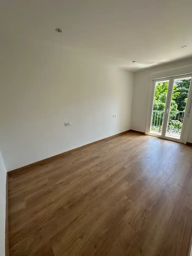 Habitación de Piso de alquiler en Ourense Capital  con Parquet, Trastero y Horno