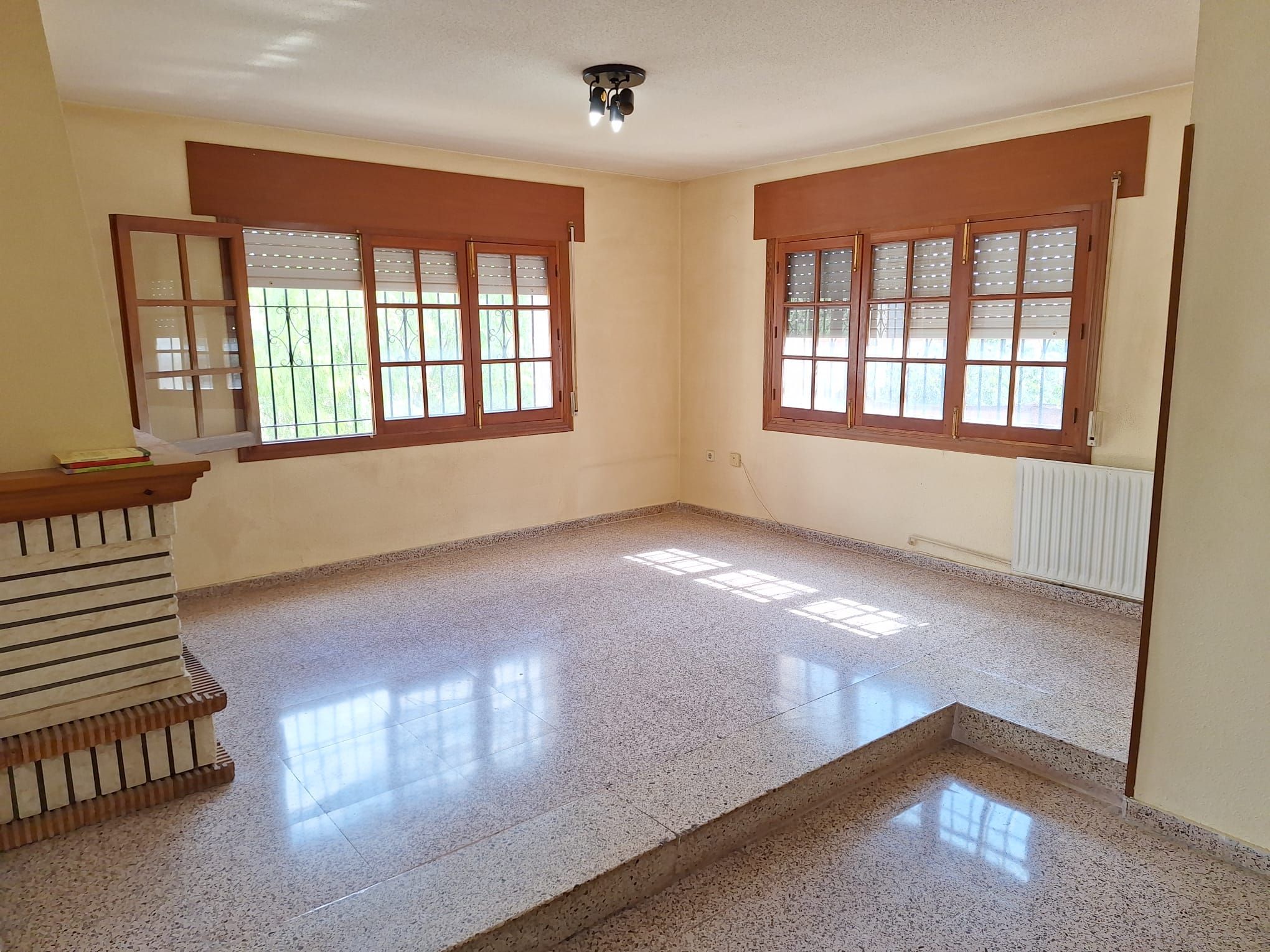 Sala d'estar de Casa o xalet en venda en San Vicente del Raspeig / Sant Vicent del Raspeig amb Jardí privat, Terrassa i Traster
