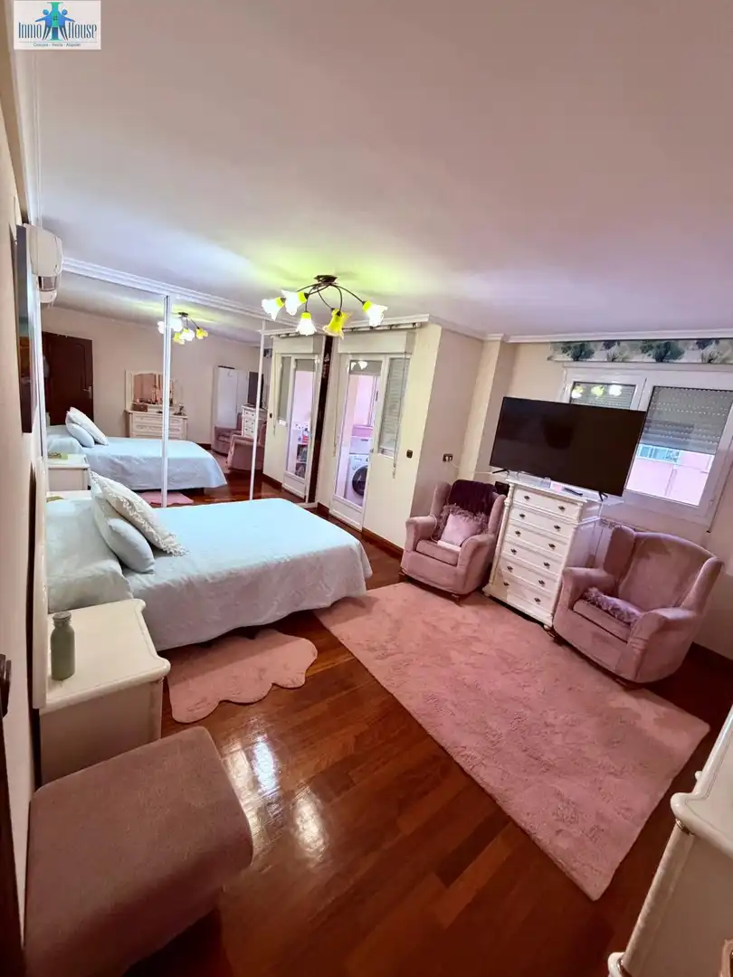 Bedroom of Detached homes for sale in Albacete  with Air Conditioner, Heating and Terrace