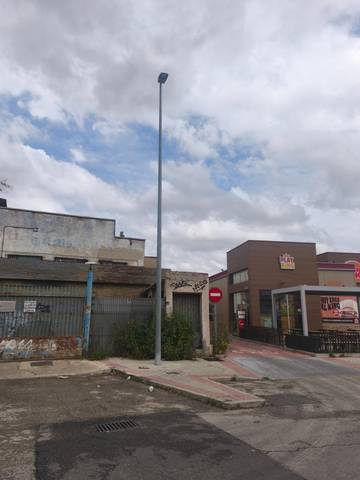 Terreno industrial en Venta en Calle del Pico de la Mira en El Arroyo - La Fuente
