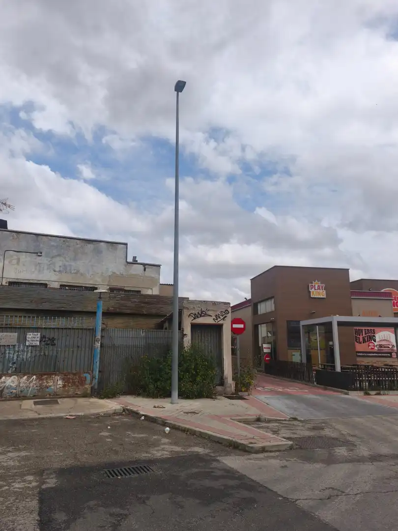 Vista exterior de Terreno industrial en venta en Fuenlabrada