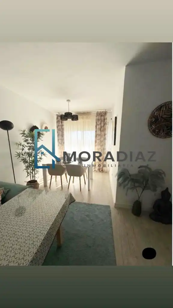 Vista exterior de Piso en venta en Don Benito con Aire acondicionado, Parquet y Terraza