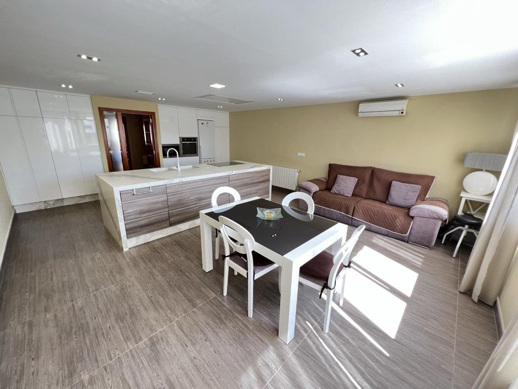 House or chalet for sale in Alquenència - Venècia