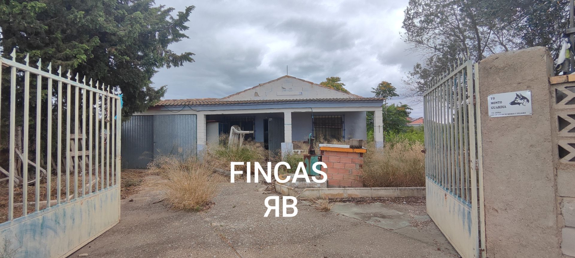 Country house for sale in Pina de Ebro  with Private garden