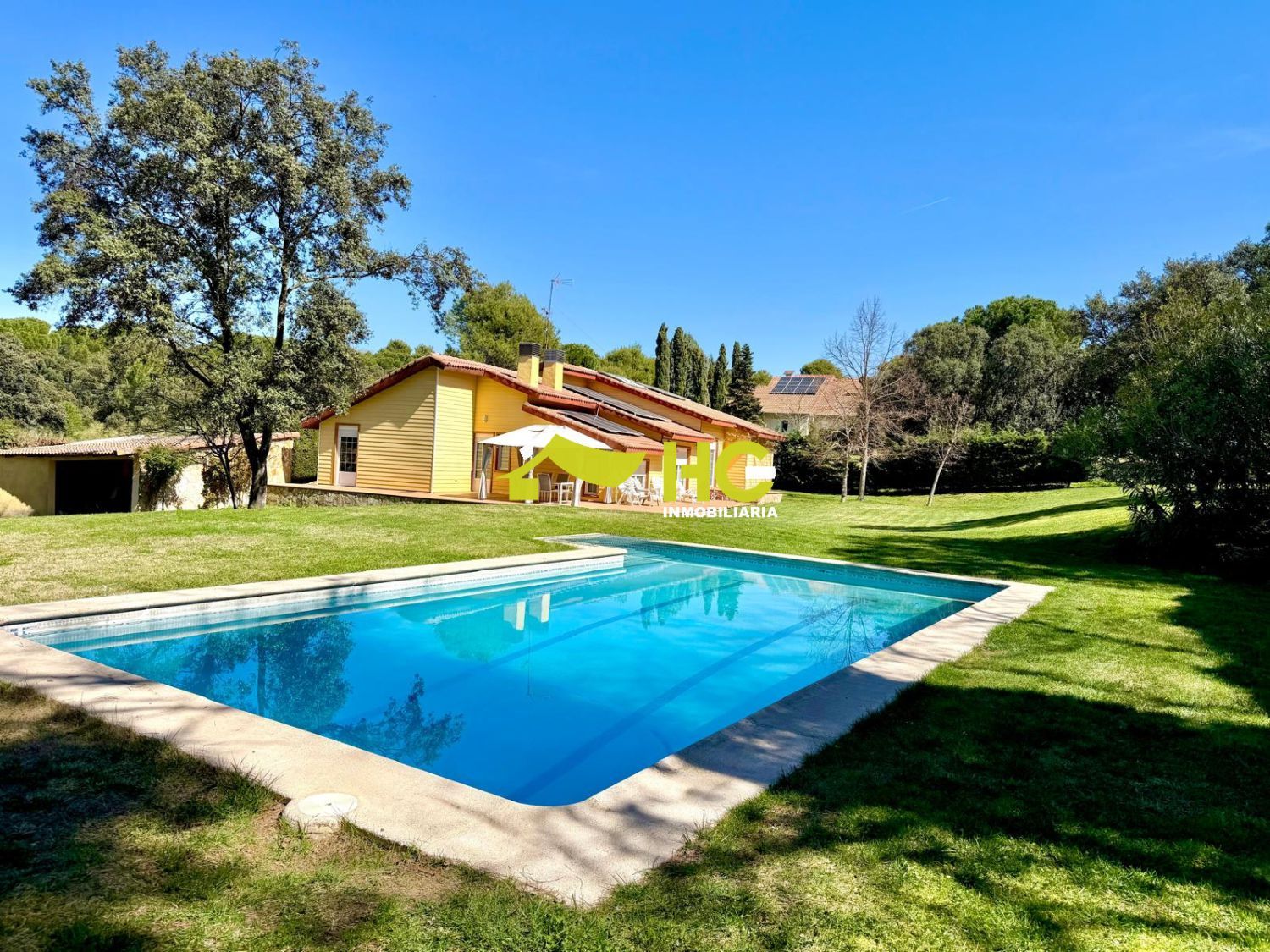 Jardí de Casa o xalet en venda en Villaviciosa de Odón amb Aire condicionat, Calefacció i Jardí privat