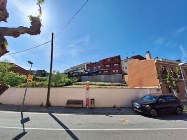 Terreny residencial en venda a Carrer de Lleó 47