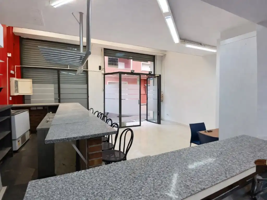 Commercial properties for sale in Calle Salvador Segui, L'Espirall