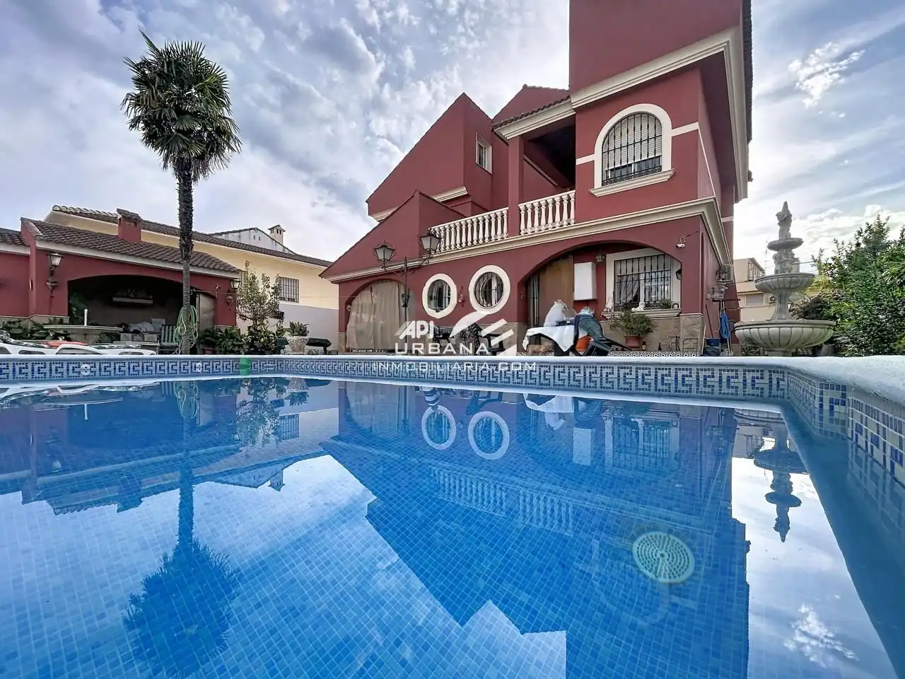 Casa con piscina en venta en Calle Don Juan de Borbón, imagen 3