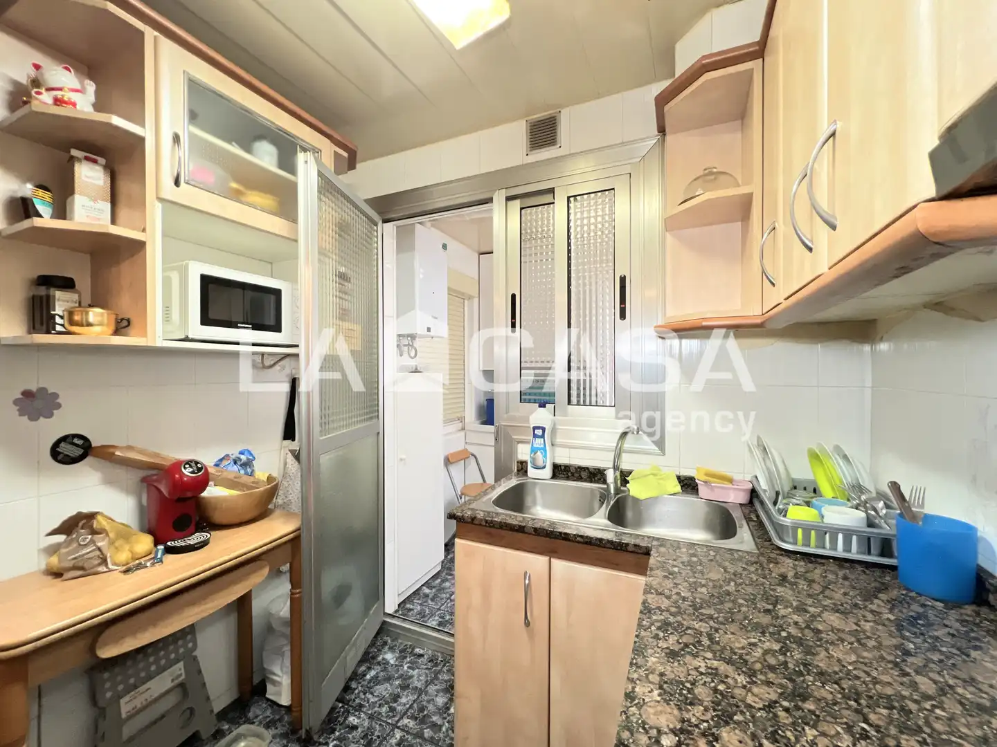 Küche von Wohnung zum Verkauf in Badalona mit Heizung und Balkon