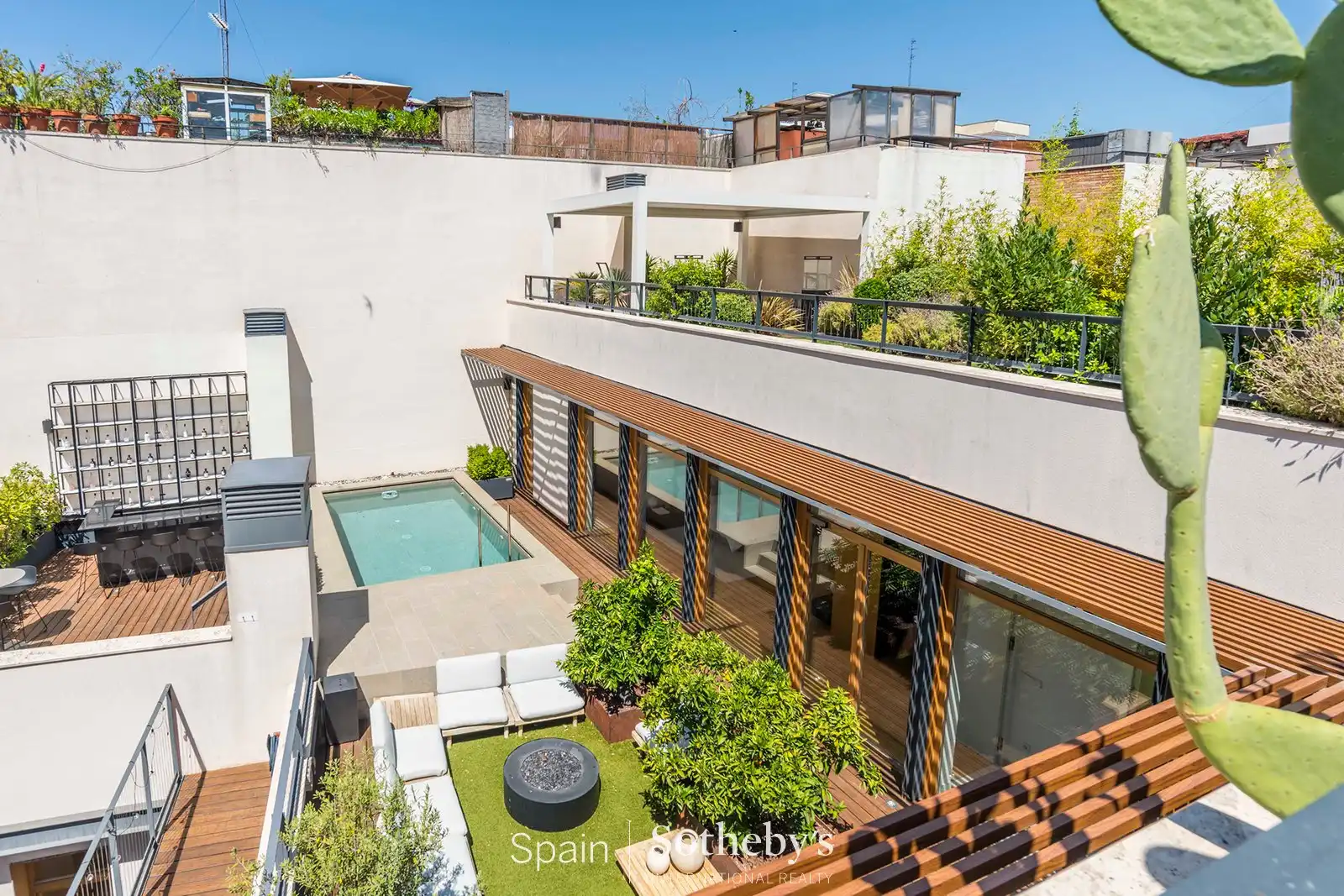 Terraza de Ático en venta en Madrid con Aire acondicionado, Calefacción y Jardín privado