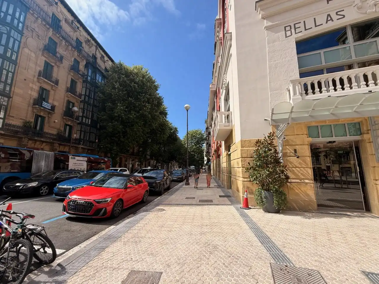 Vista exterior de Local en venda en Donostia - San Sebastián 
