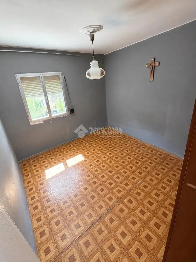 Habitación de Piso en venta en Madrid con Parquet