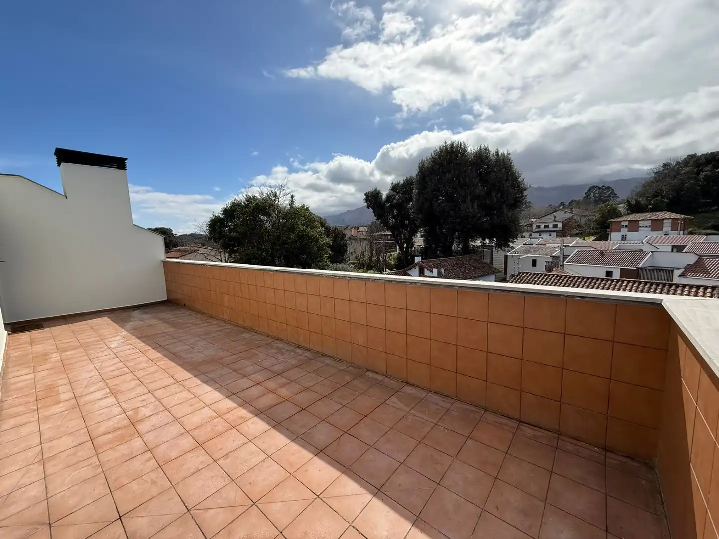 Terraza de Ático en venta en Llanes con Calefacción, Terraza y Trastero