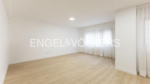 Photo 3 of Flat for rent in Avinguda D'aragó, Mestalla,  Valencia Capital