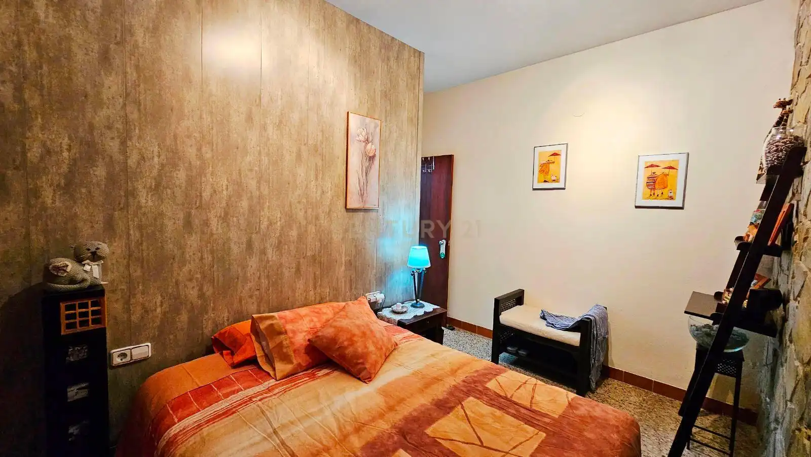 Apartments for sale in Colera