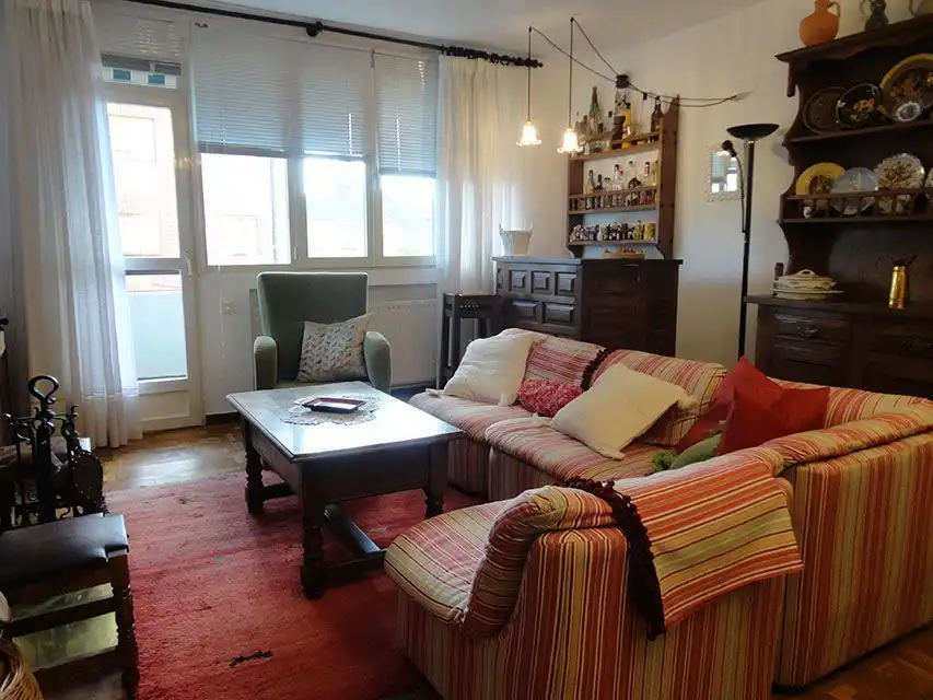 Sala de estar de Piso en venta en Salas de los Infantes con Calefacción, Terraza y Amueblado