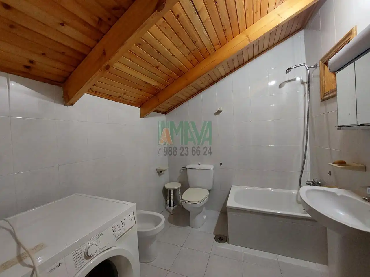 Baño de Casa o chalet en venta en Ribadavia con Calefacción, Jardín privado y Terraza